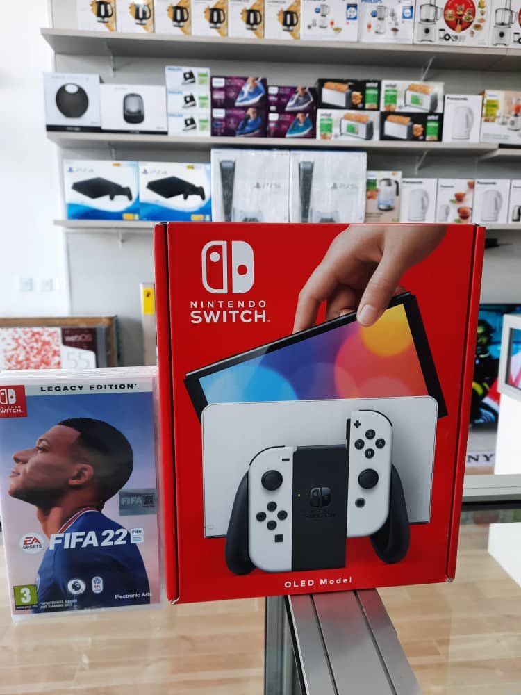Nintendo Switch Console - Image 3