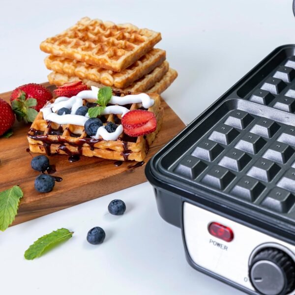 Geepas 4 Sliced Waffle Maker, Model GWM5417 - Image 4