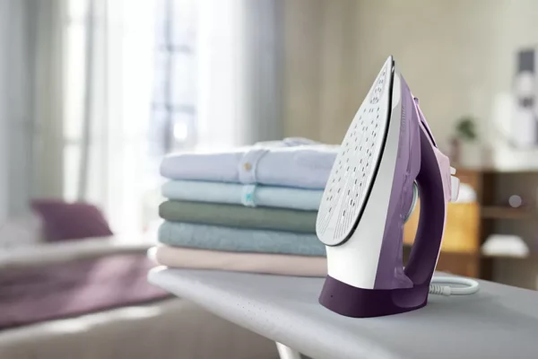 Philips Steam Iron (2400W), Model DST5020/36 - Image 8